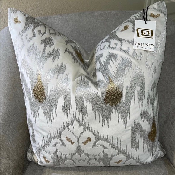 1- NWT CALLISTO HOME EMBROIDERED DECORATIVE PILLOW(Read description for details) - Picture 7 of 10